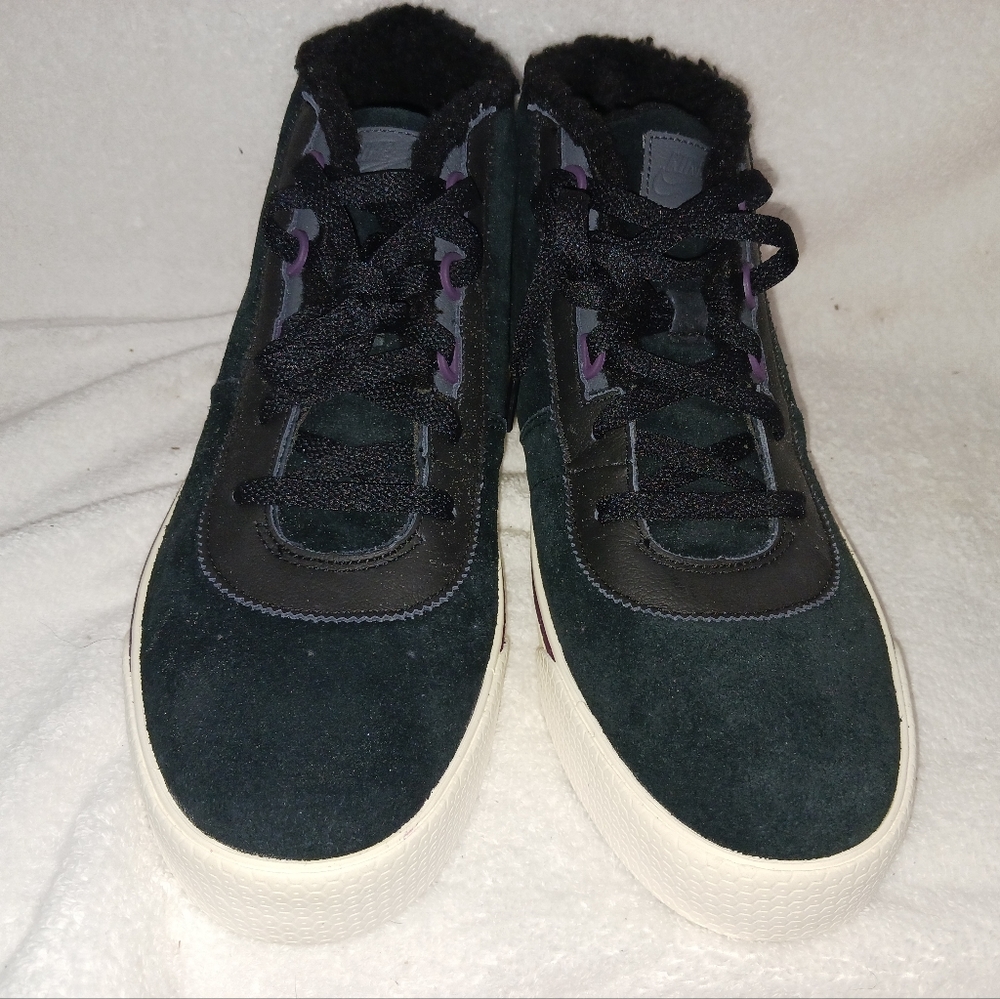 Nike Hachi Ltr View 2